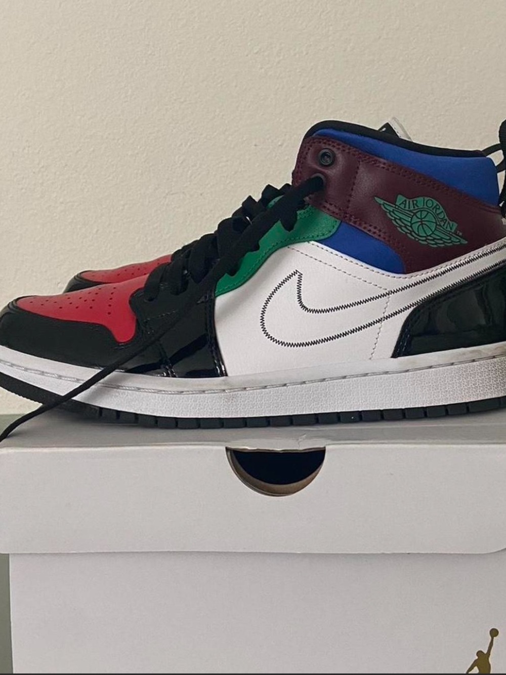 Jordan Mid-Top Multicolor SE Women’s Sneakers